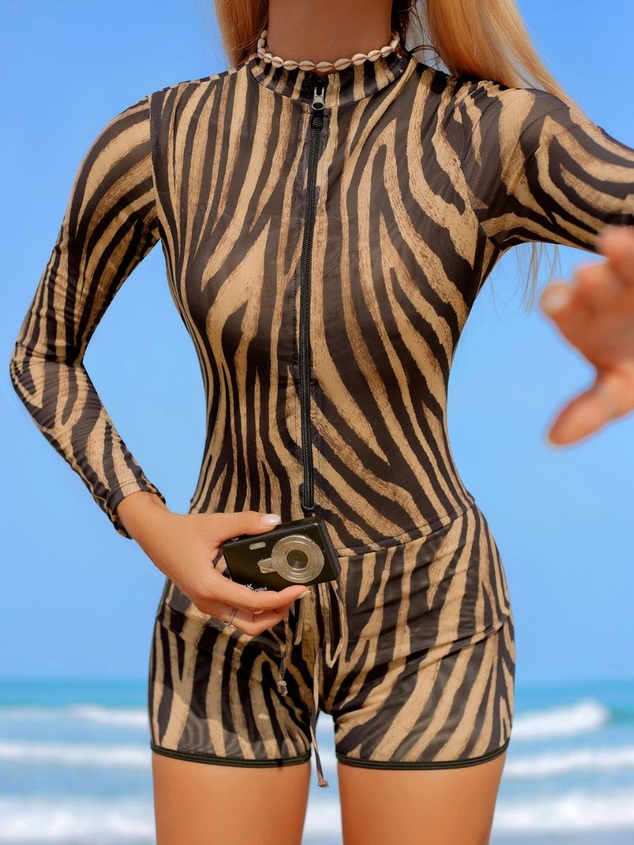 Leopard Print Two Pieces Front Zip Women Long Sleeve UPF50+ Rash Guard Swimsuit