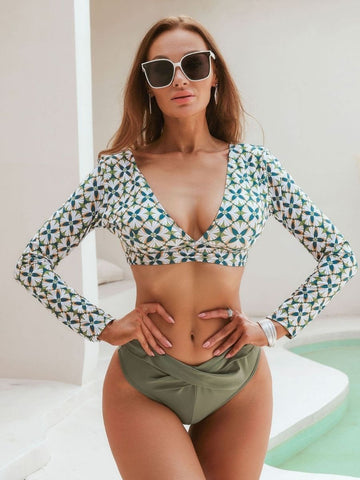 Green Floral Print V Neck Ruched Stretchy 2 Piece Swimsuit UPF50+ Rash Guard